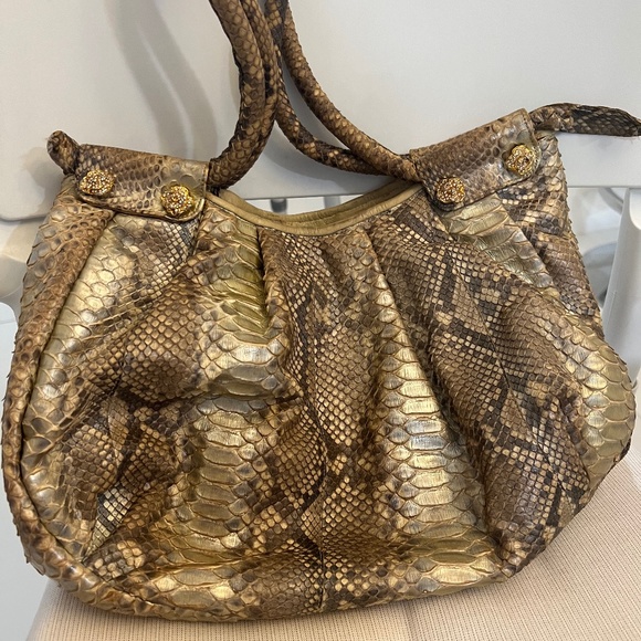 Handbag - Picture 1 of 14